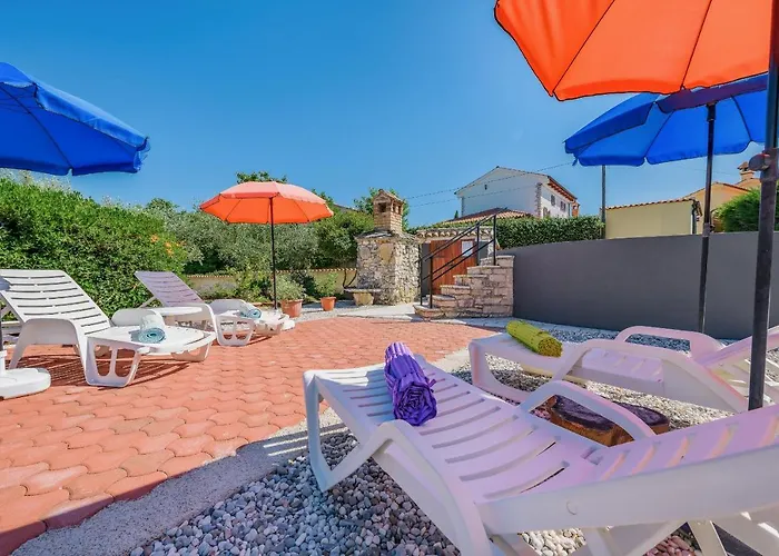 Apartman With Pool *