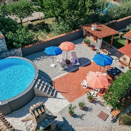Апартаменты With Pool *